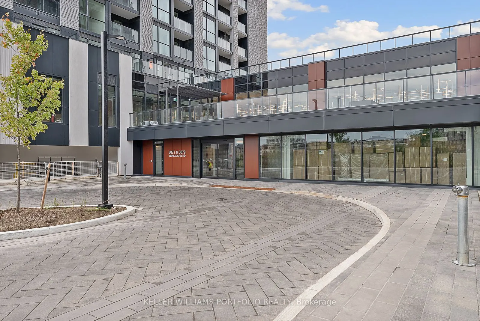 3079 Trafalgar Road, #1601