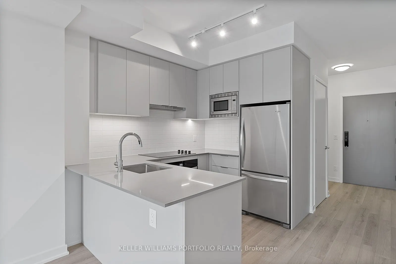 3079 Trafalgar Road, #1601