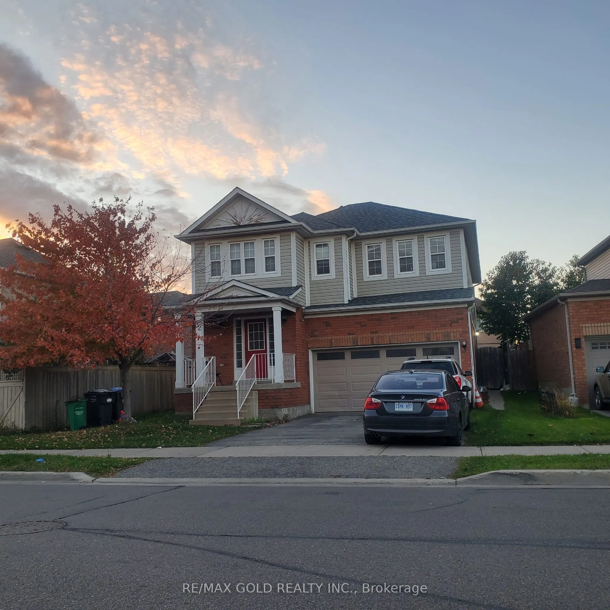 32 Earlsbridge Boulevard, #Upper