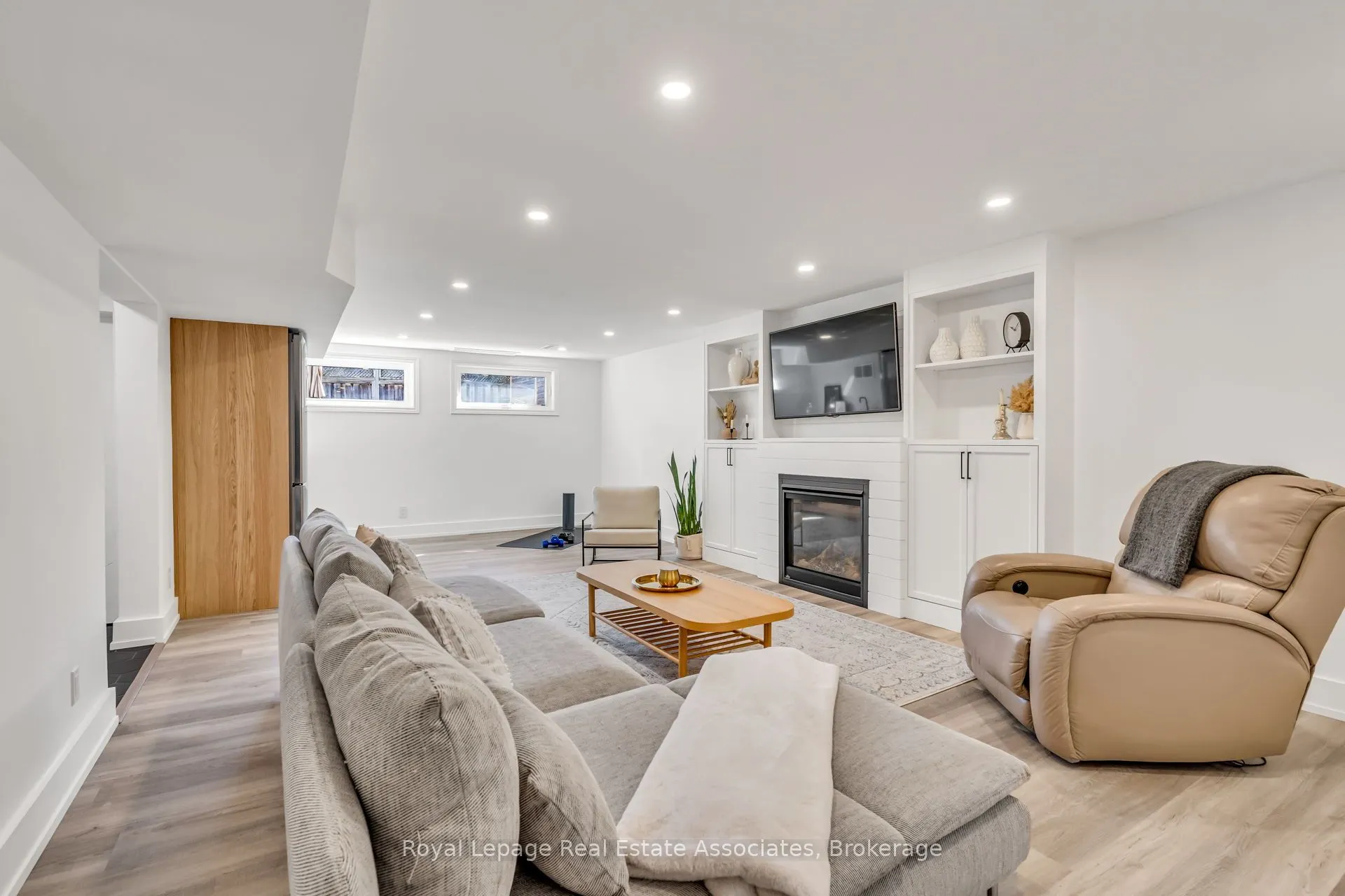 944 Tenth Street