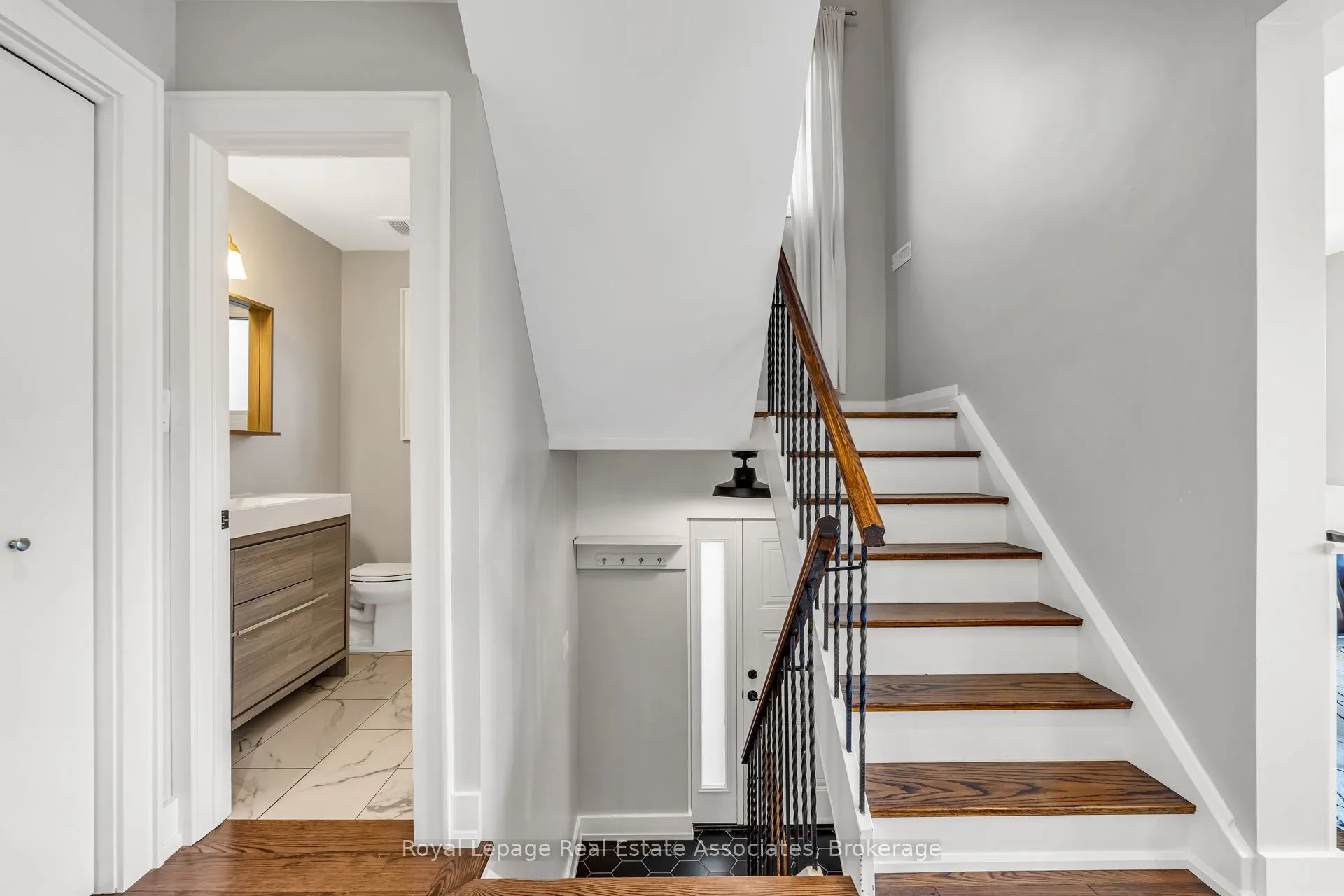 944 Tenth Street