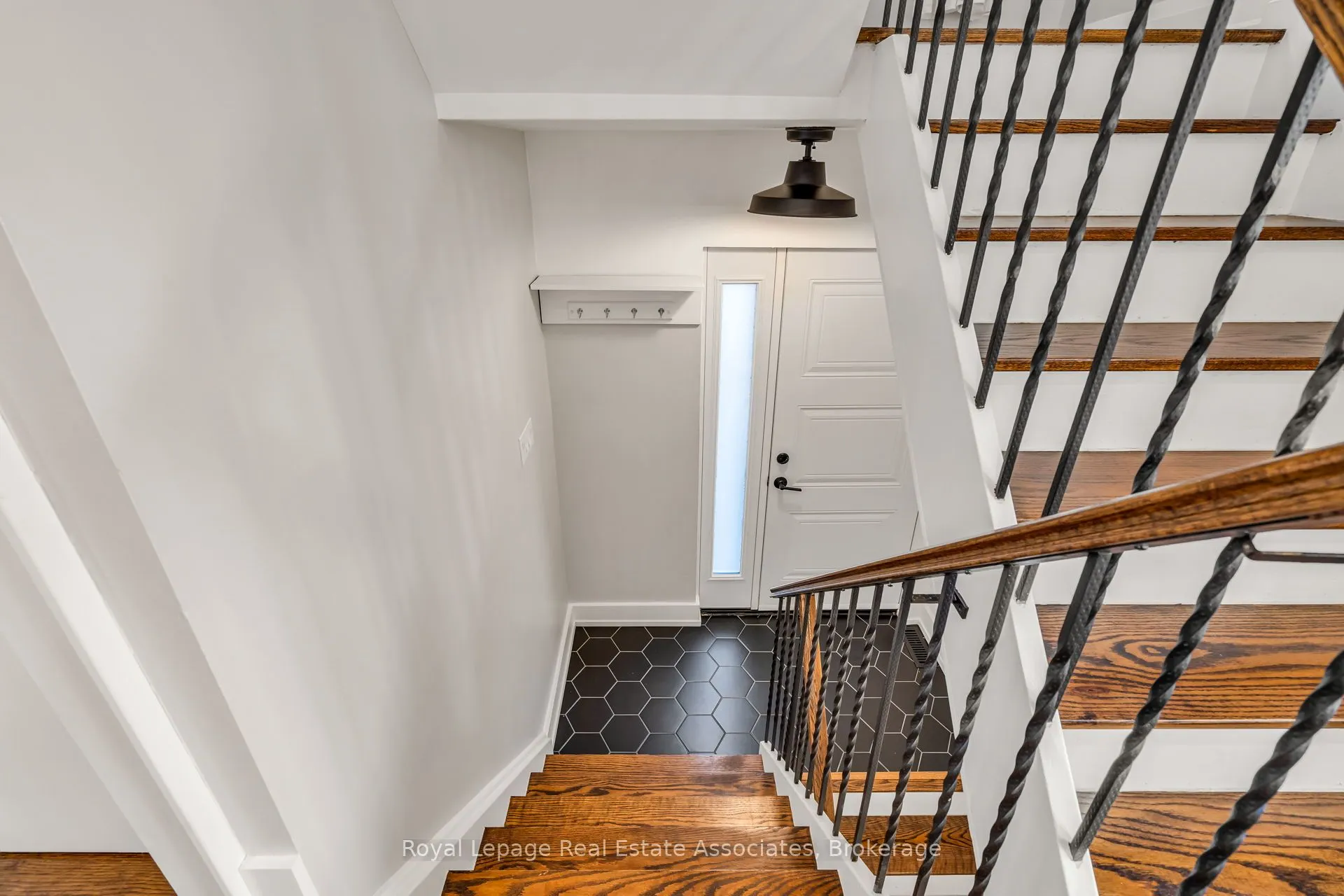 944 Tenth Street