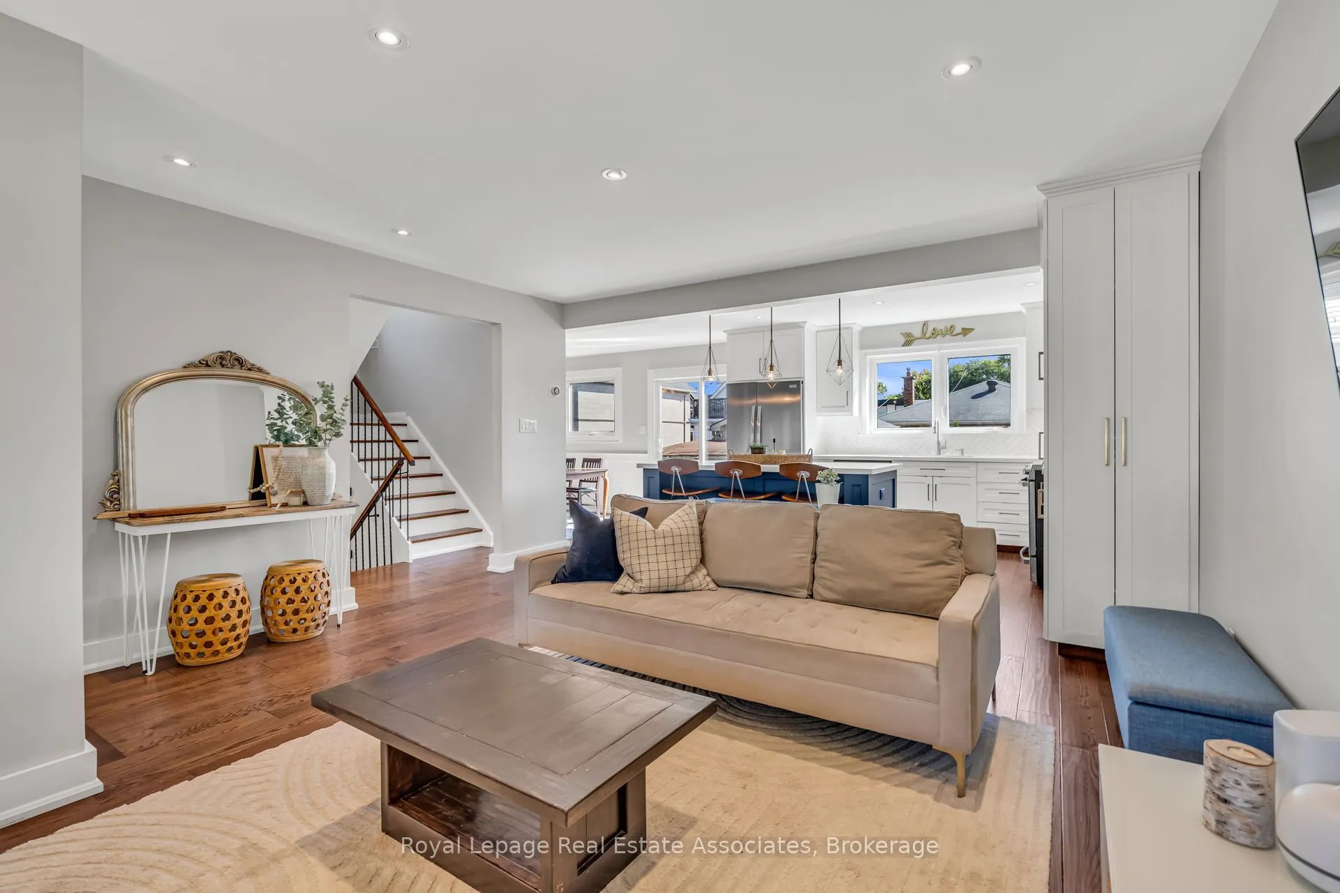 944 Tenth Street
