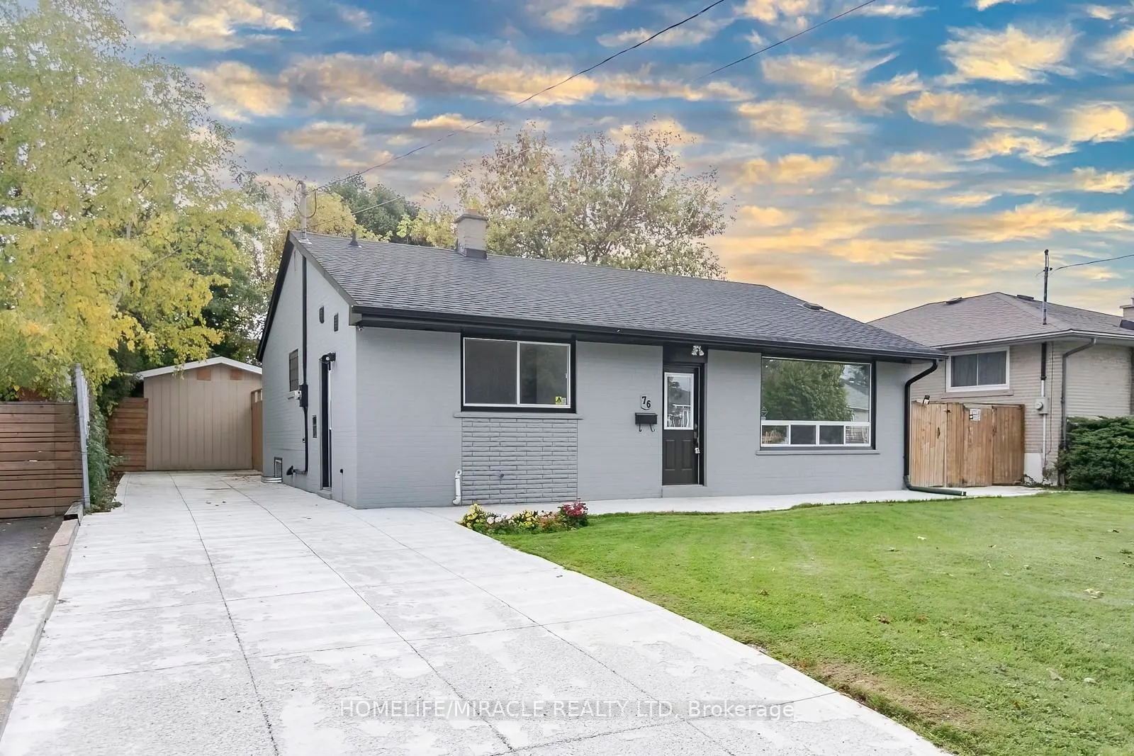 76 Raylawn Crescent
