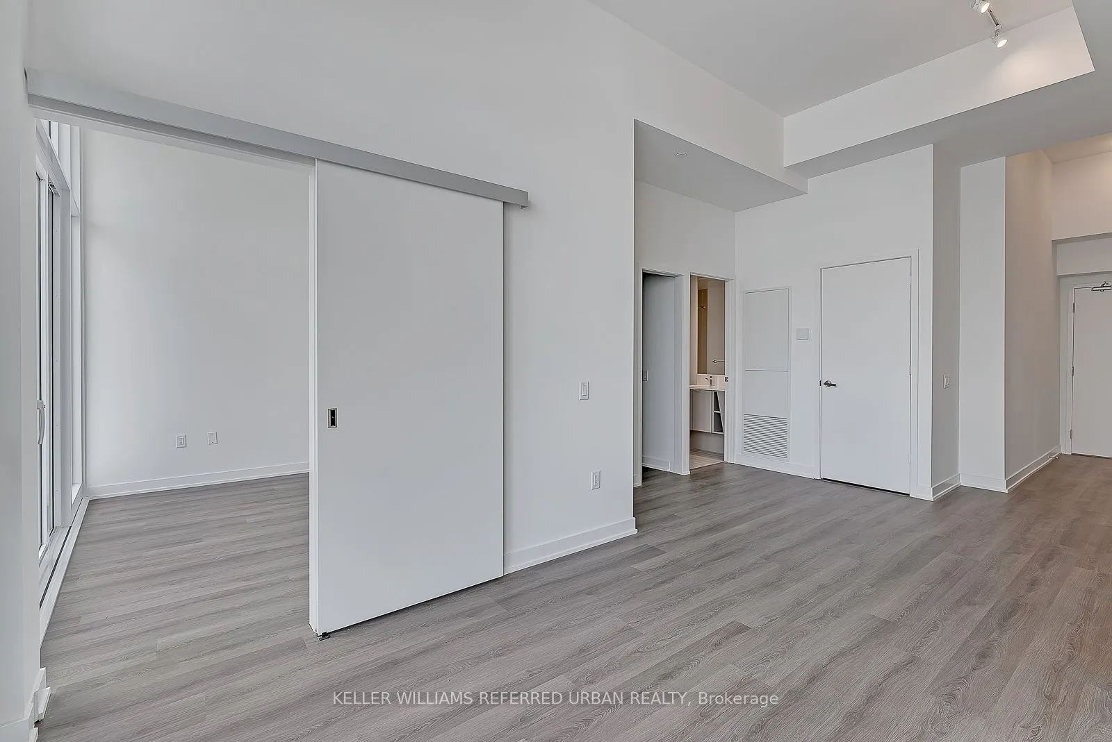 3883 Quartz Road, #602