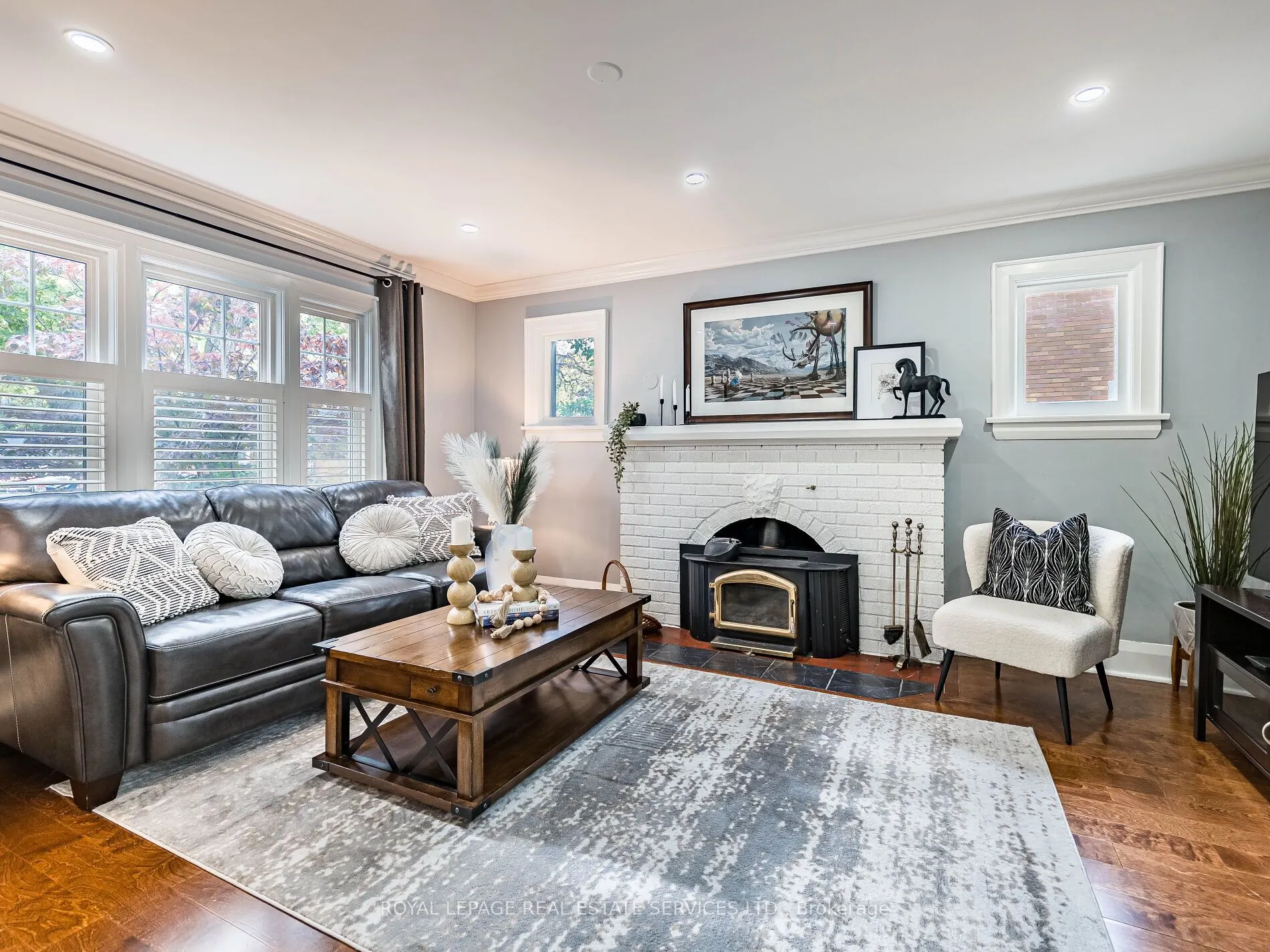 92 Mill Street S