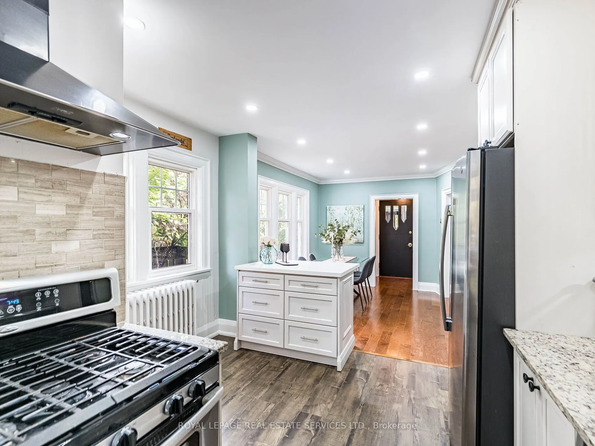 92 Mill Street S