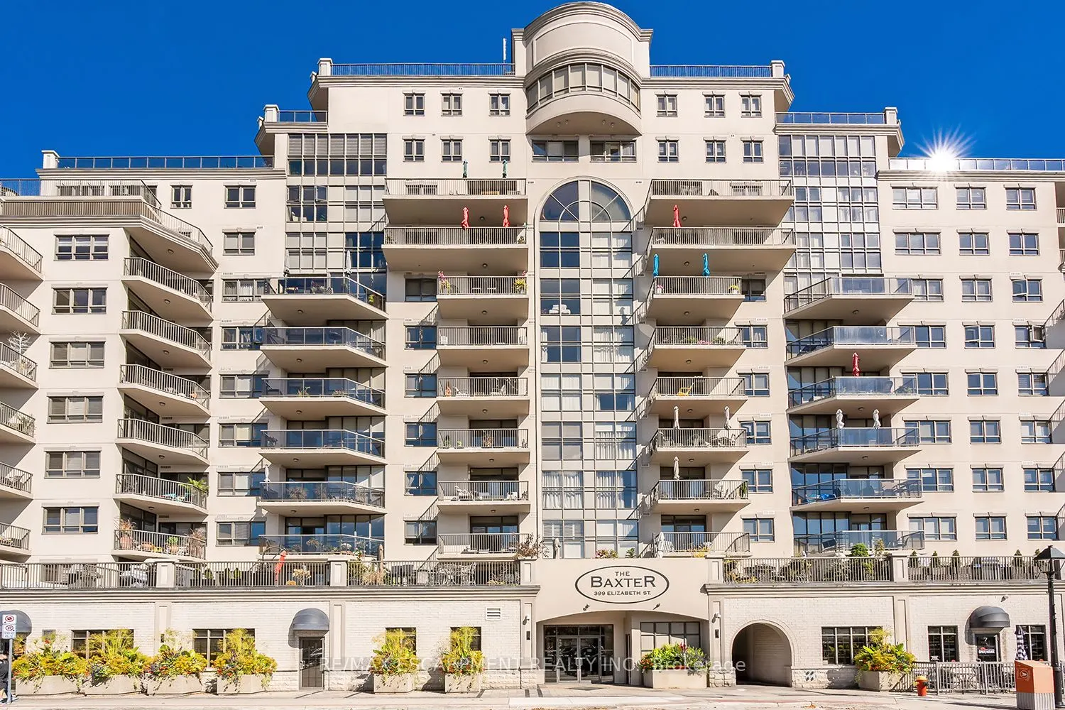 399 Elizabeth Street, #210