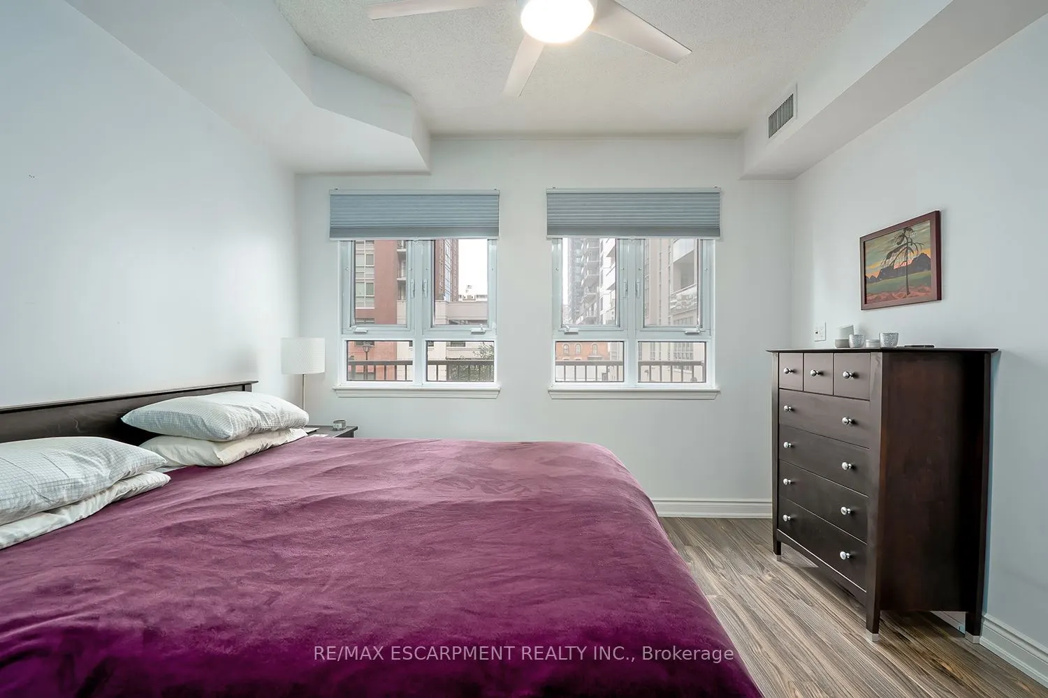 399 Elizabeth Street, #210