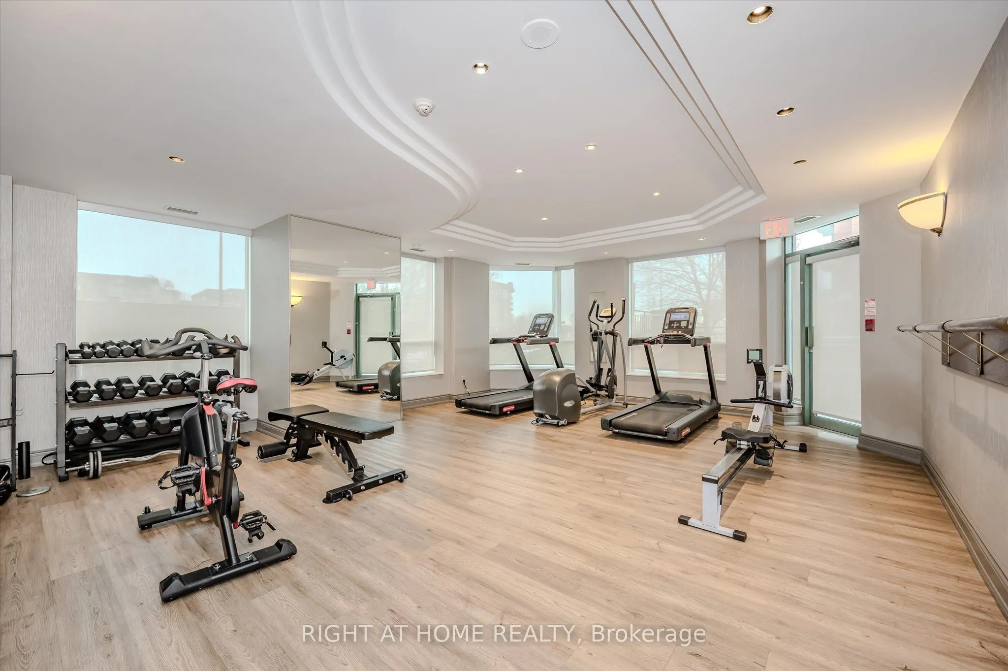 190 Manitoba Street, #304