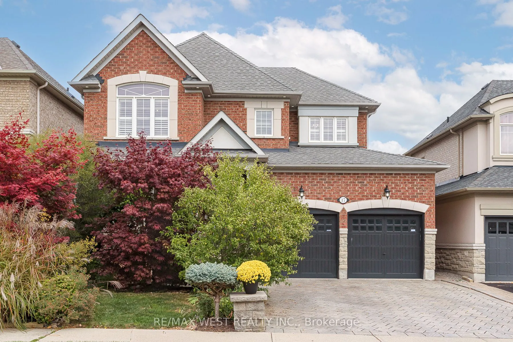 17 Hawkridge Trail