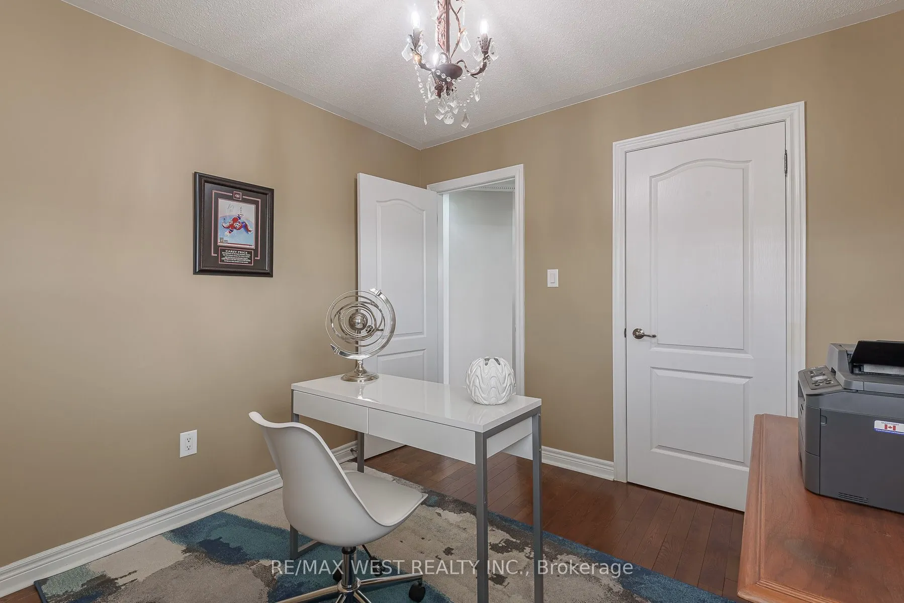 17 Hawkridge Trail