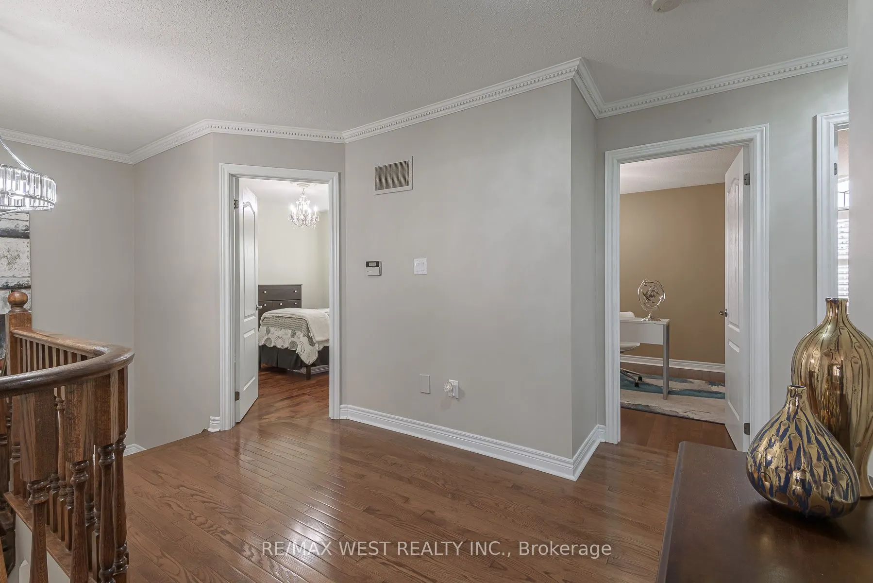 17 Hawkridge Trail