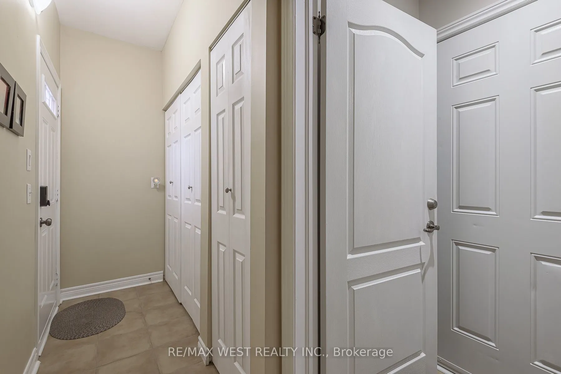 17 Hawkridge Trail