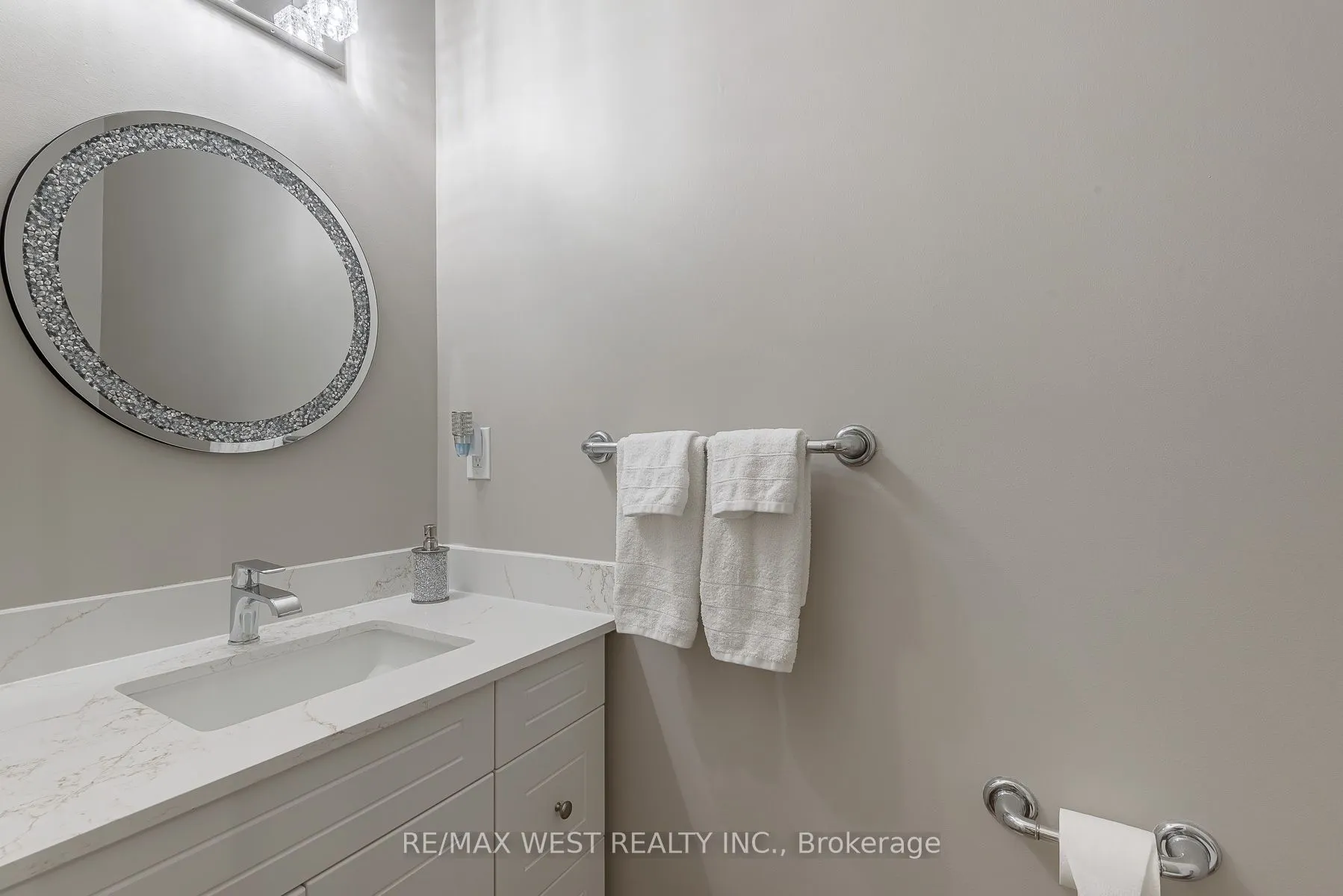 17 Hawkridge Trail