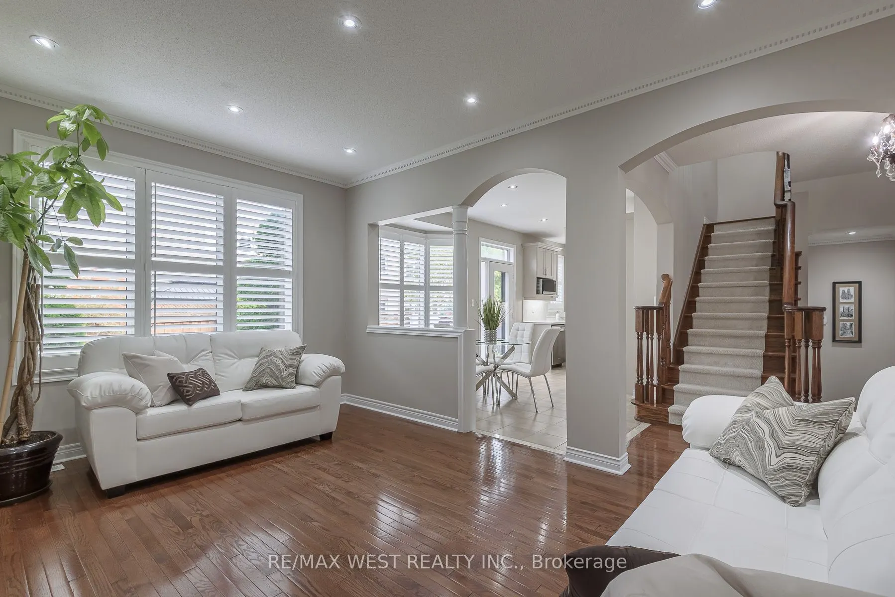 17 Hawkridge Trail
