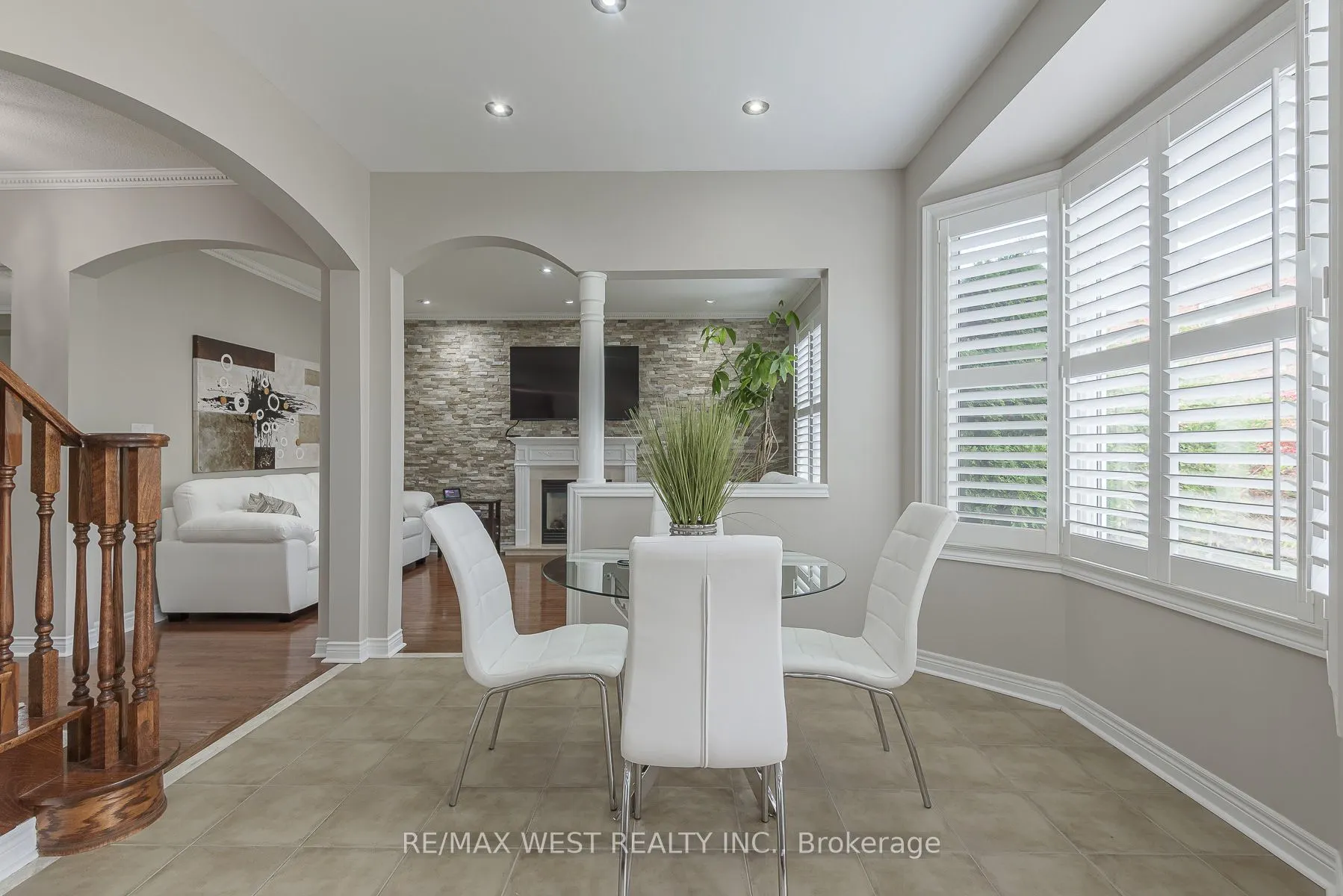 17 Hawkridge Trail