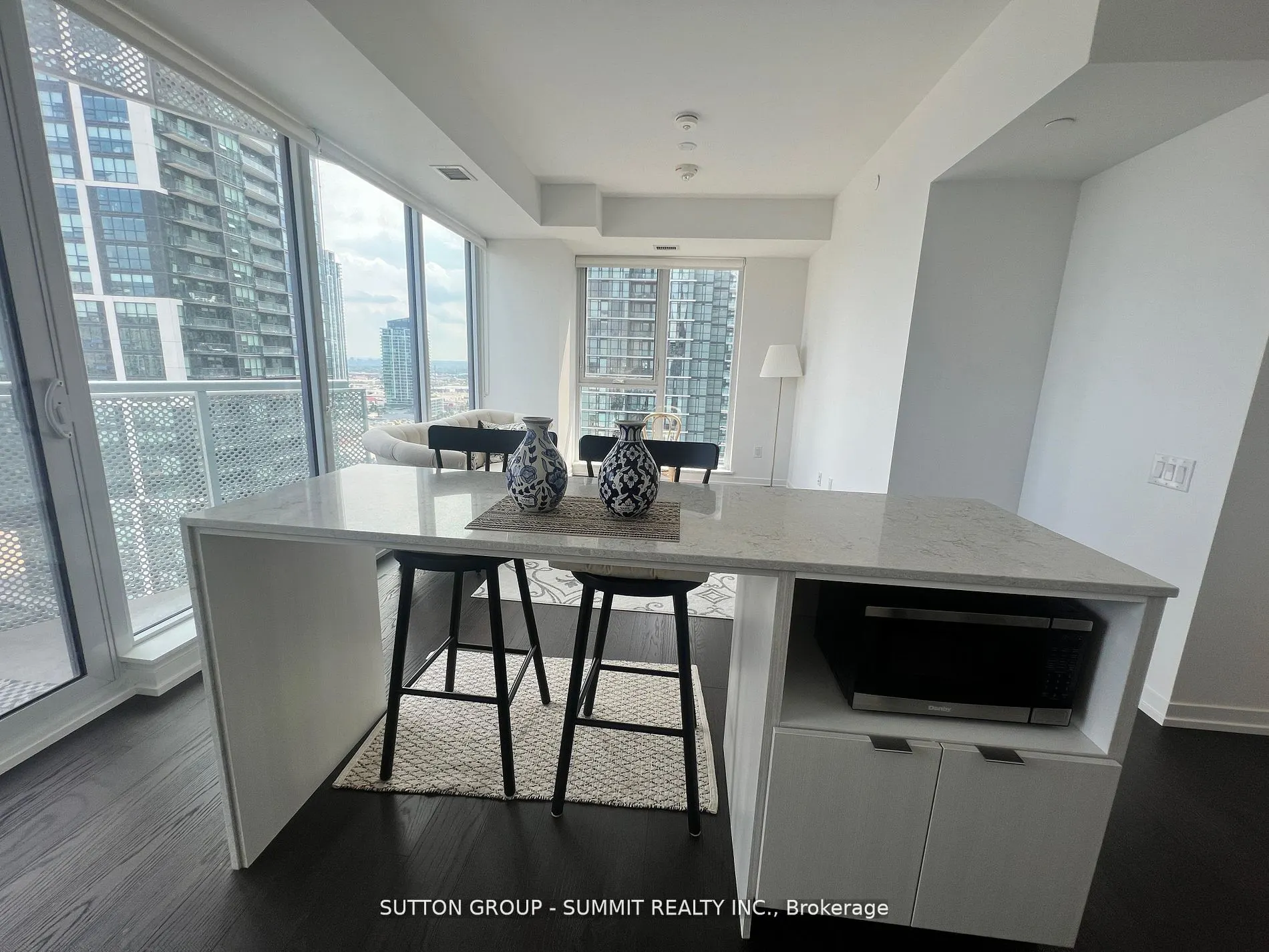 4065 CONFEDERATION Parkway, #2010