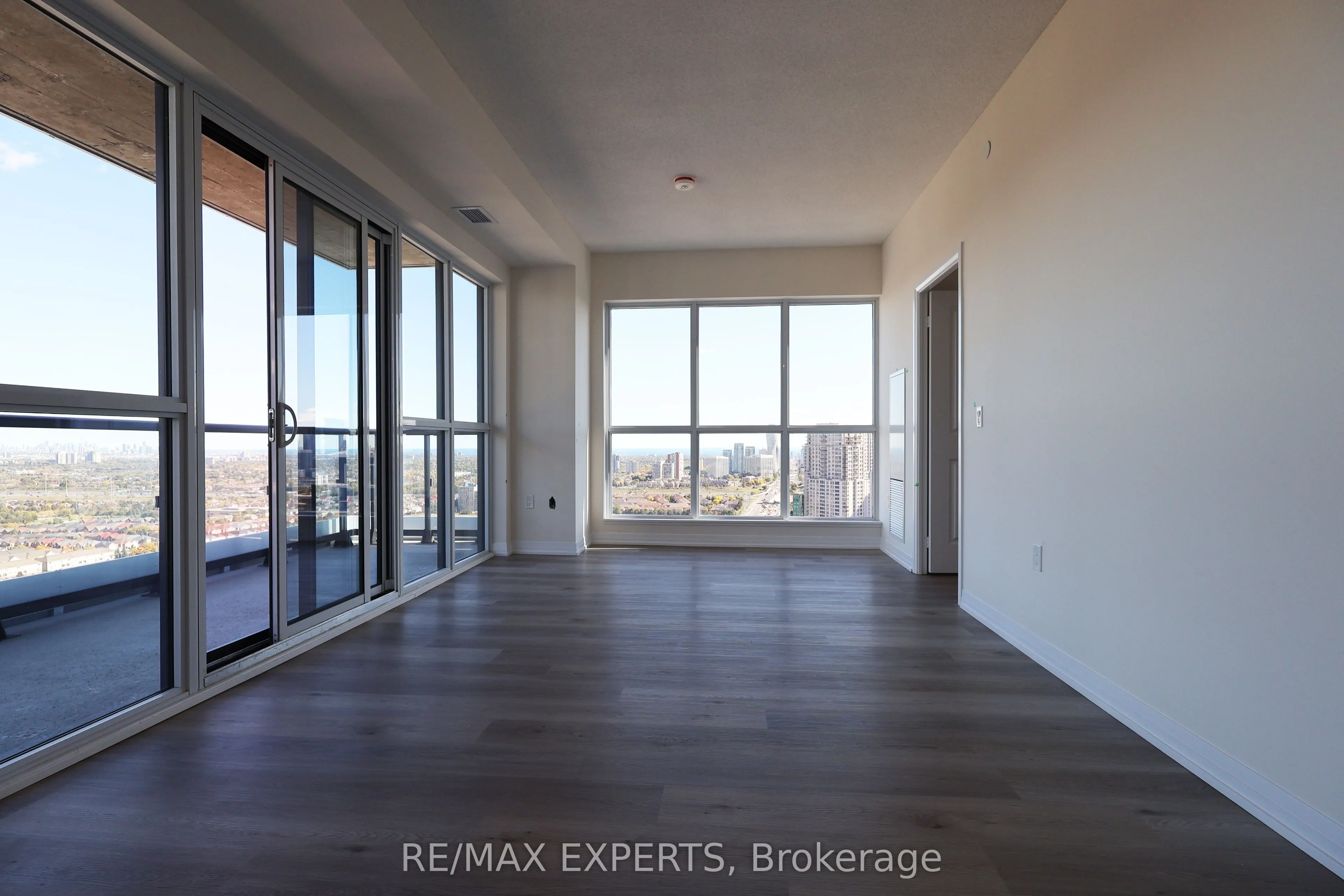 15 Watergarden Drive, #2701