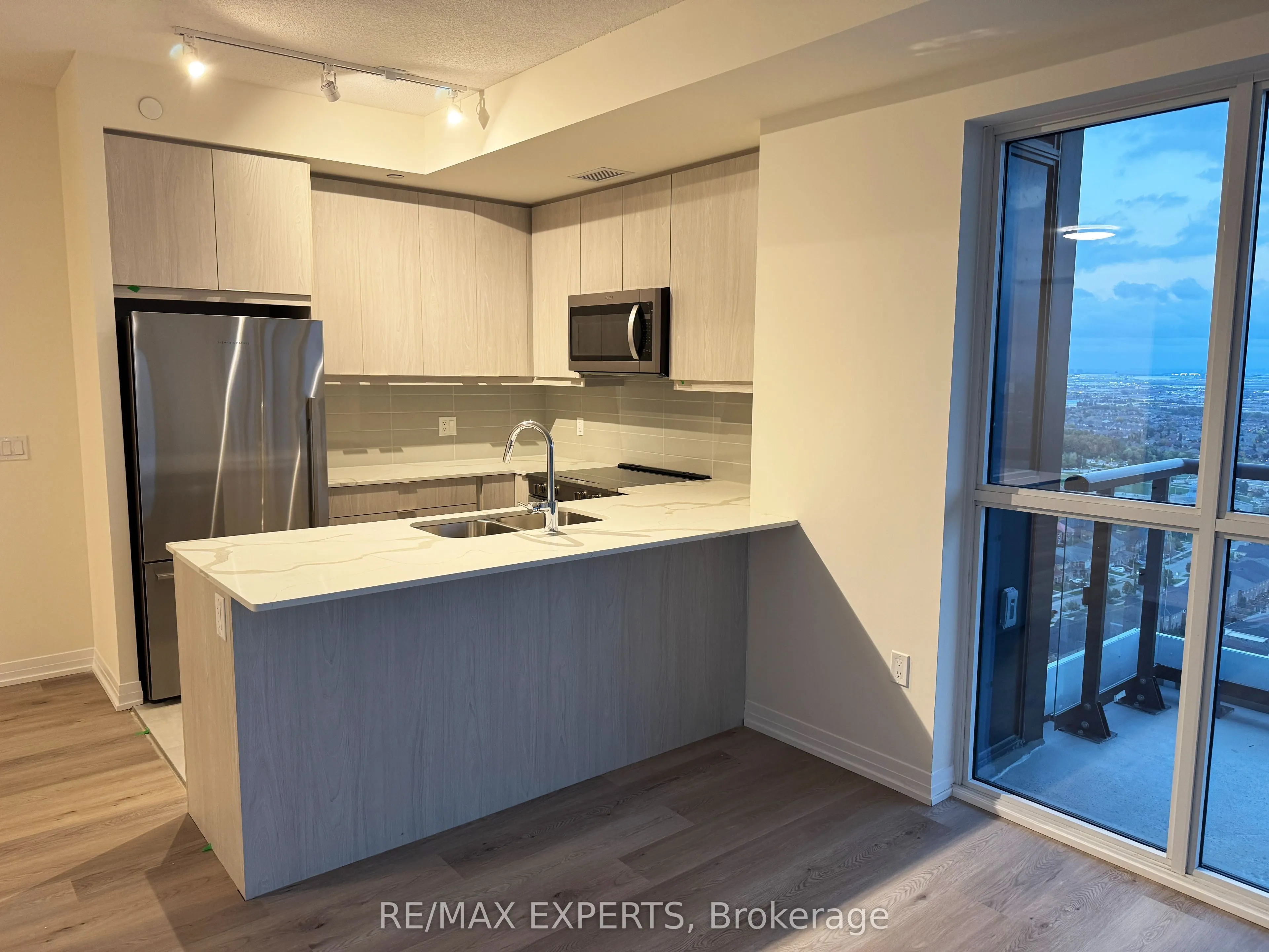 15 Watergarden Drive, #2701