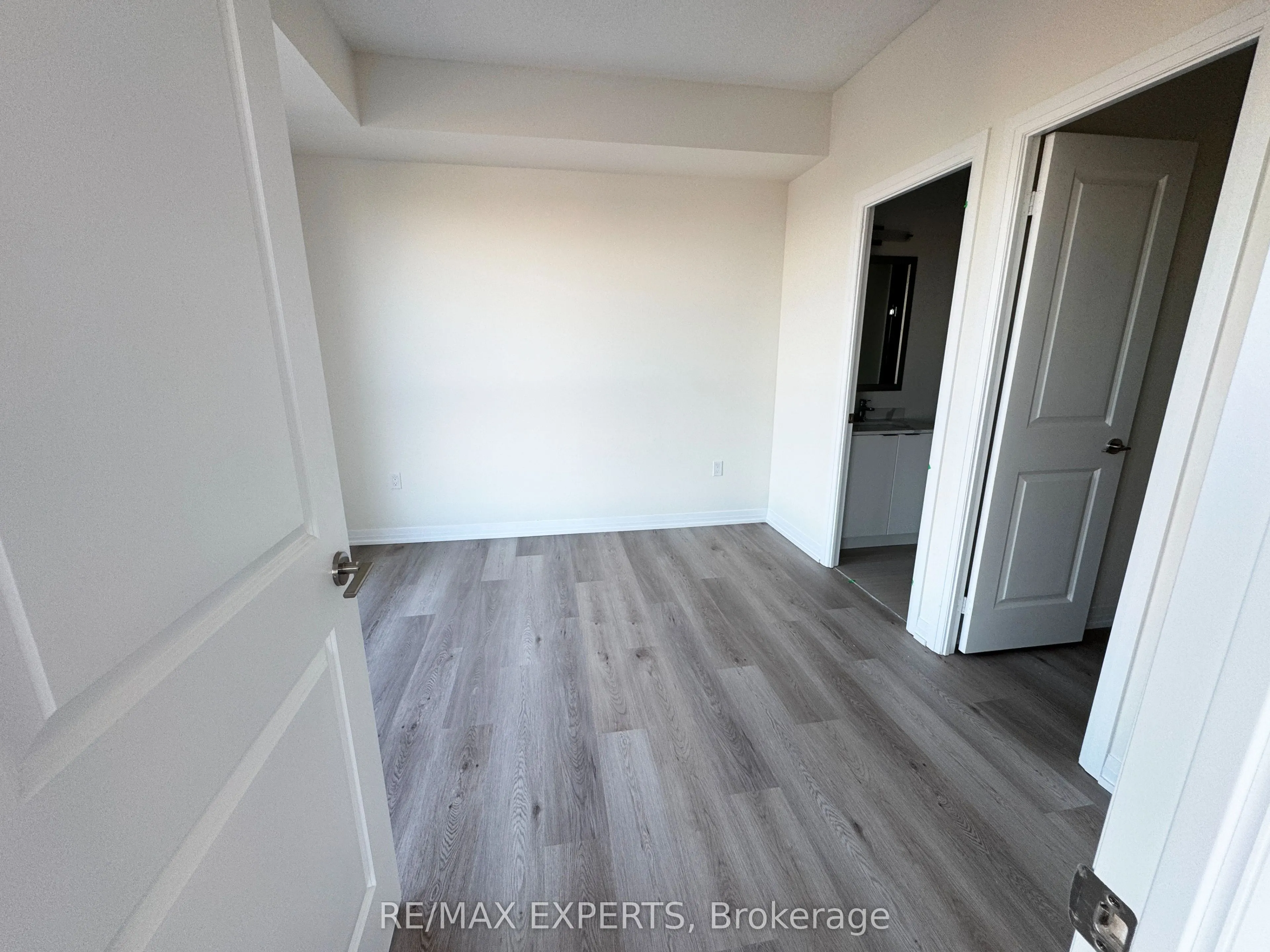 15 Watergarden Drive, #2701
