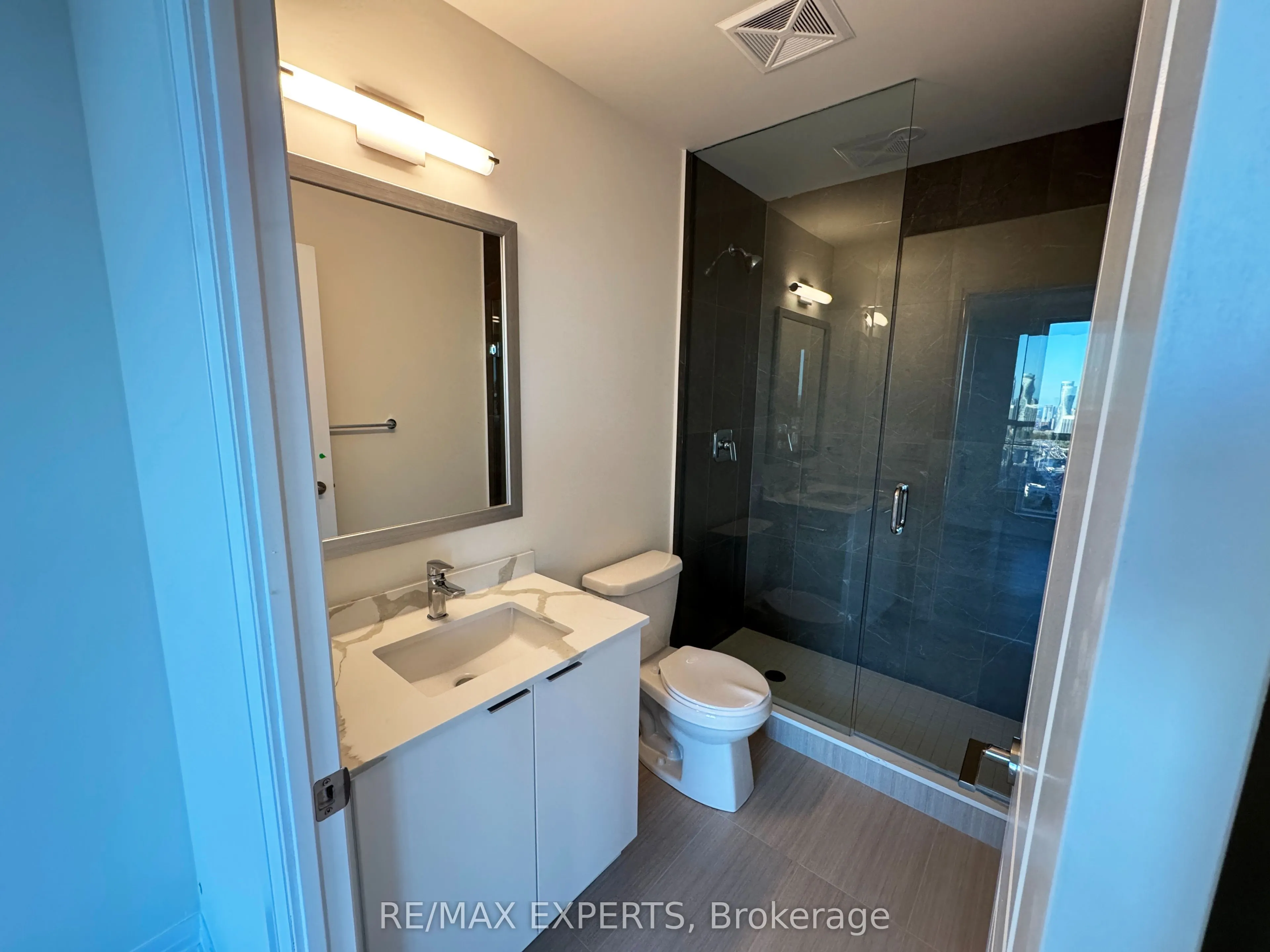 15 Watergarden Drive, #2701