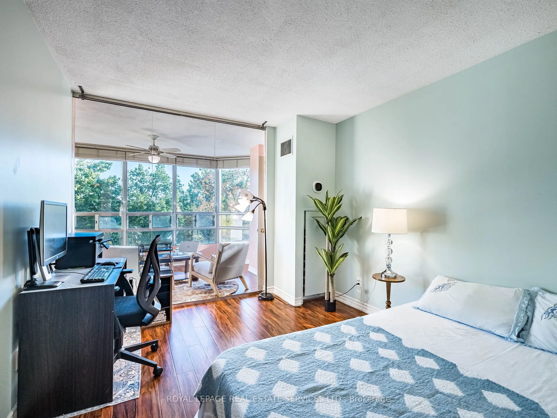310 Mill Street S, #512
