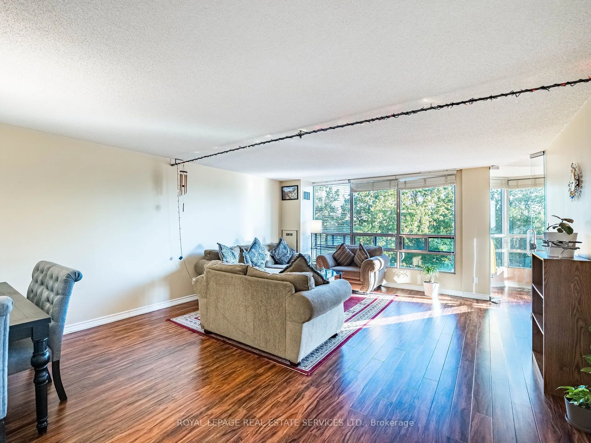 310 Mill Street S, #512