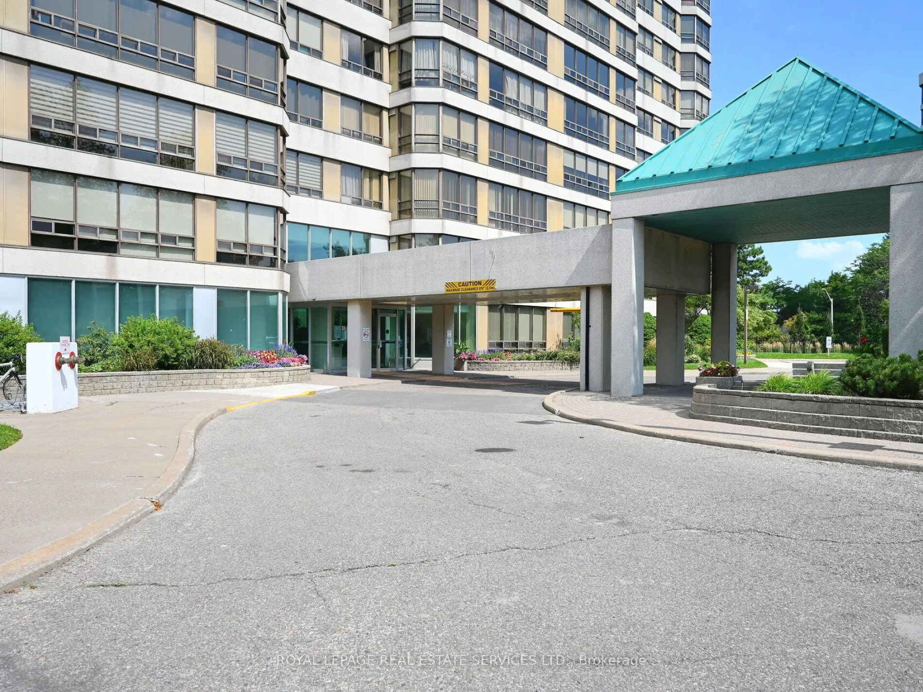 310 Mill Street S, #512