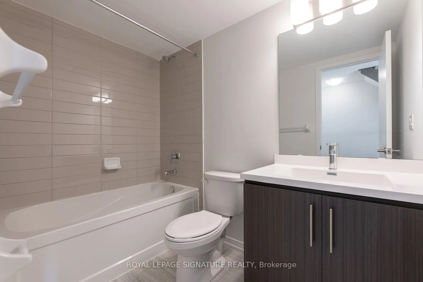 175 Lloyd Janes Lane, #175