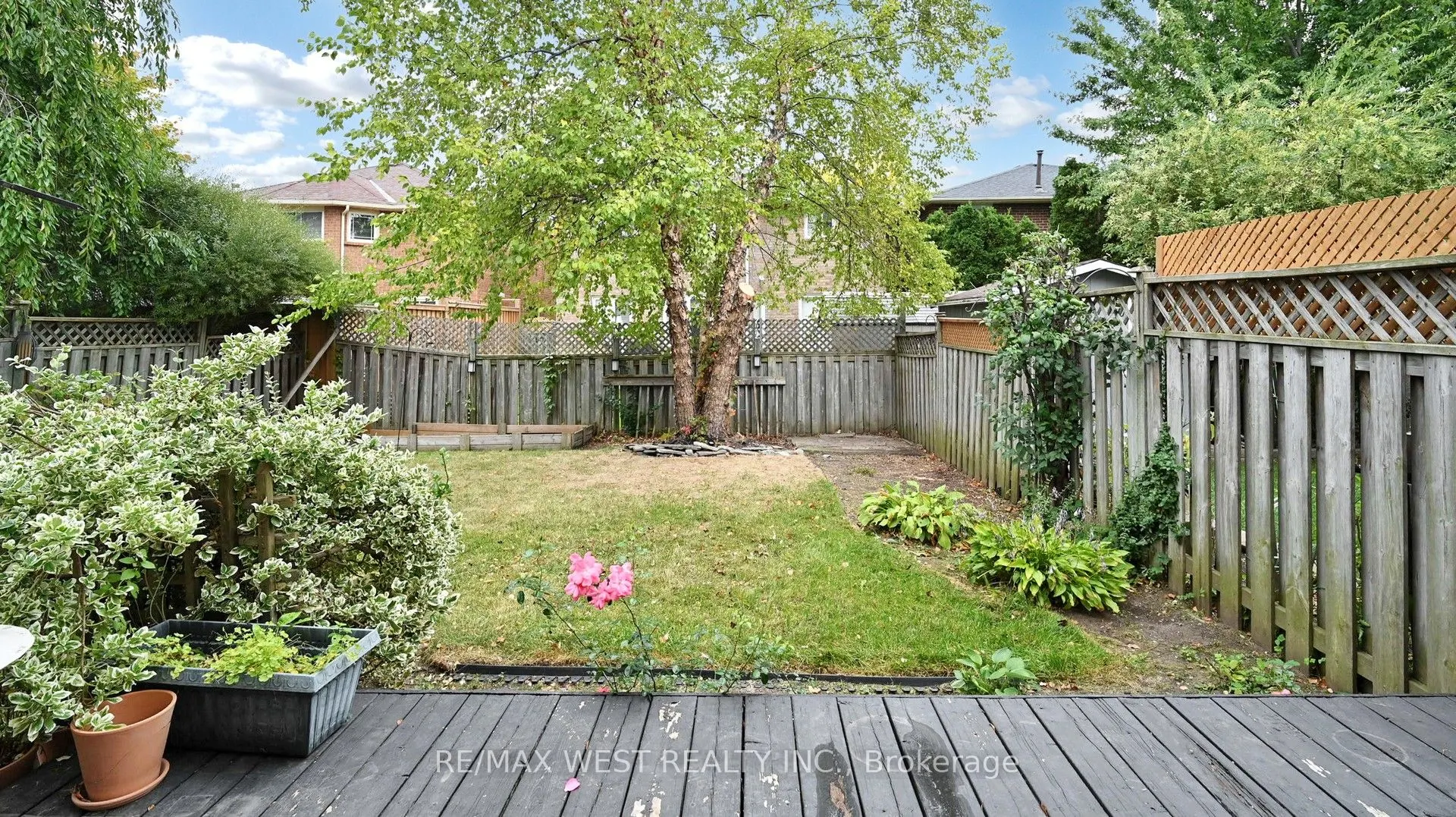 7147 Harding Crescent