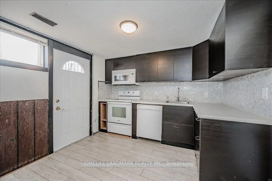 2238 Truscott Drive, #Basement