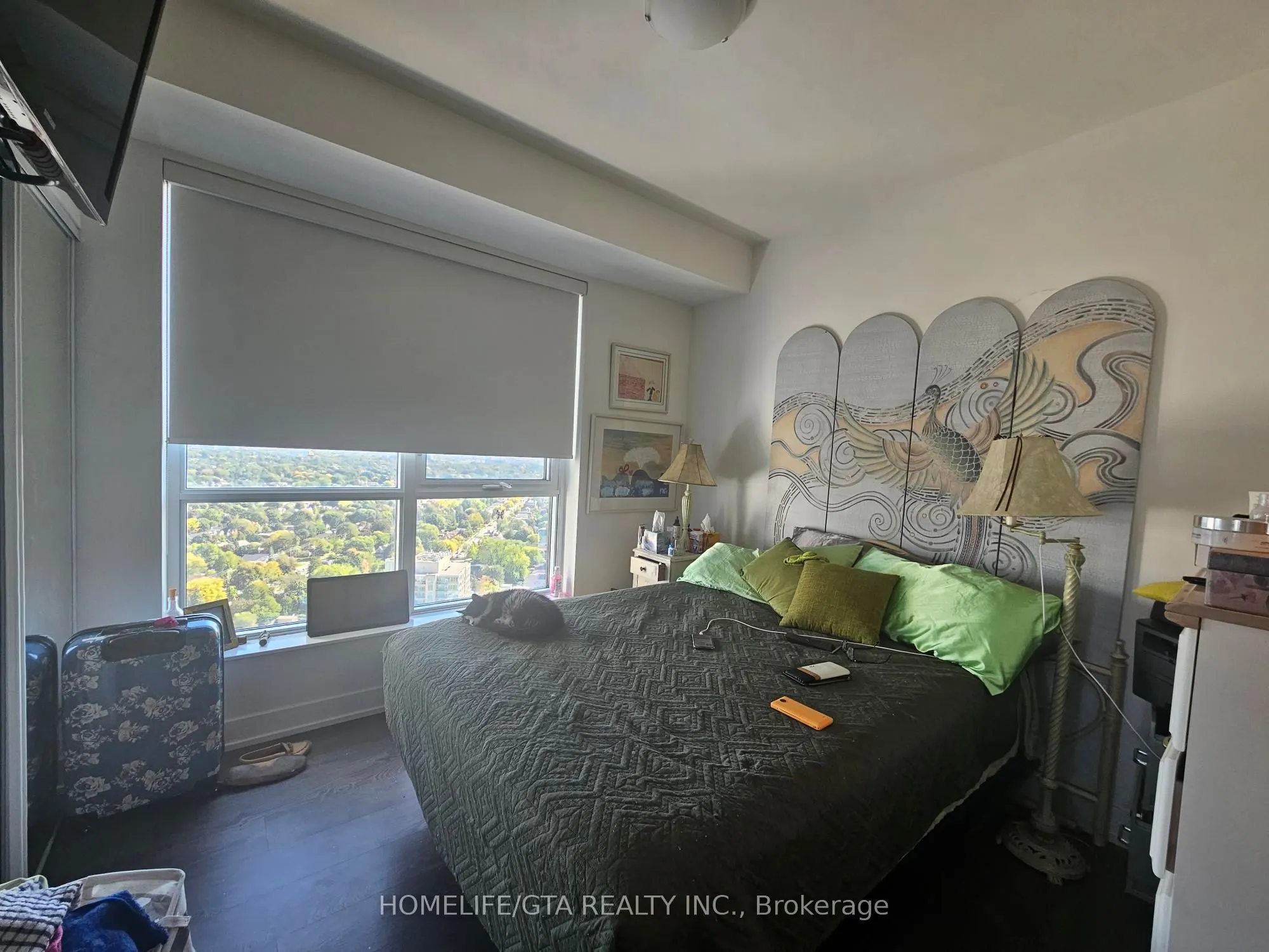 7 Mabelle Avenue, #3208