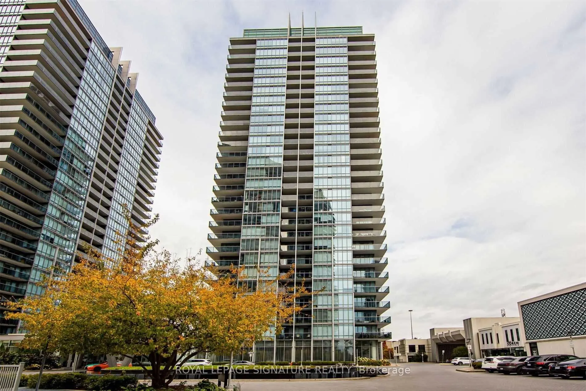 90 Park Lawn Road, #708