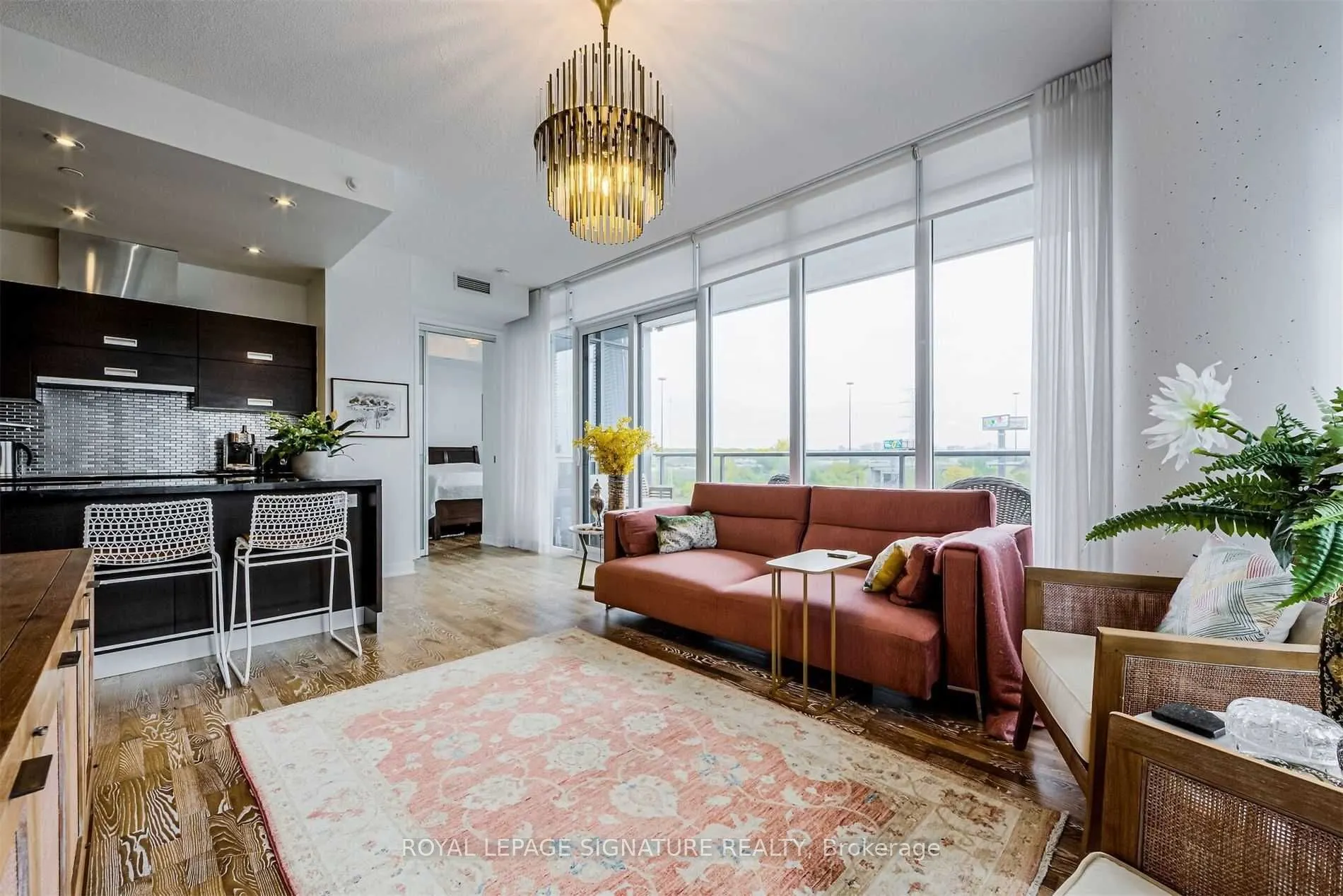 90 Park Lawn Road, #708