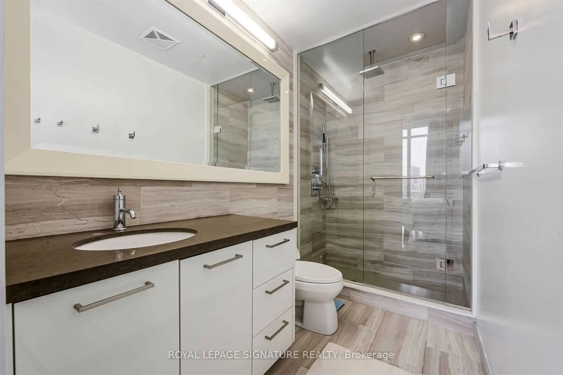90 Park Lawn Road, #708