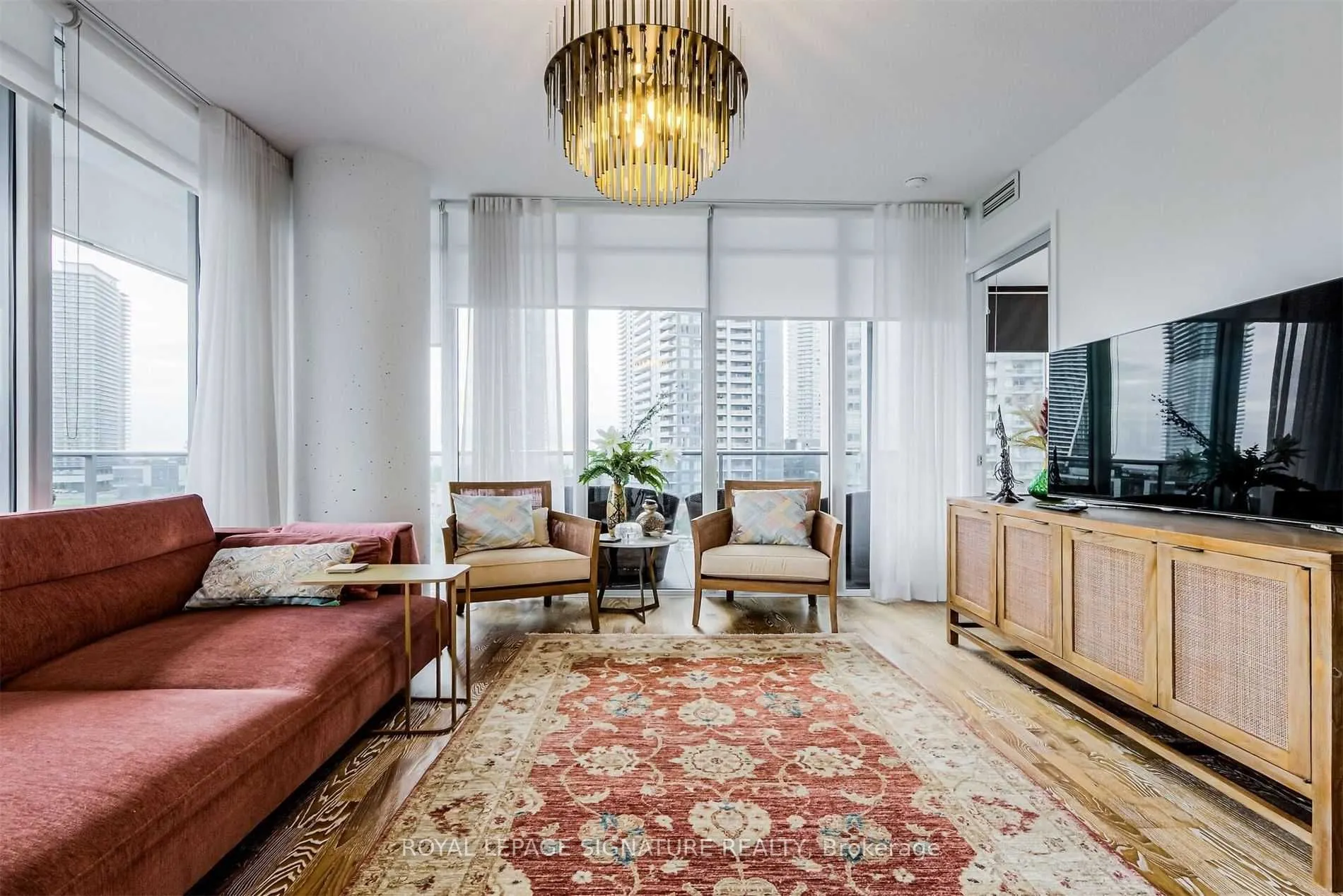 90 Park Lawn Road, #708