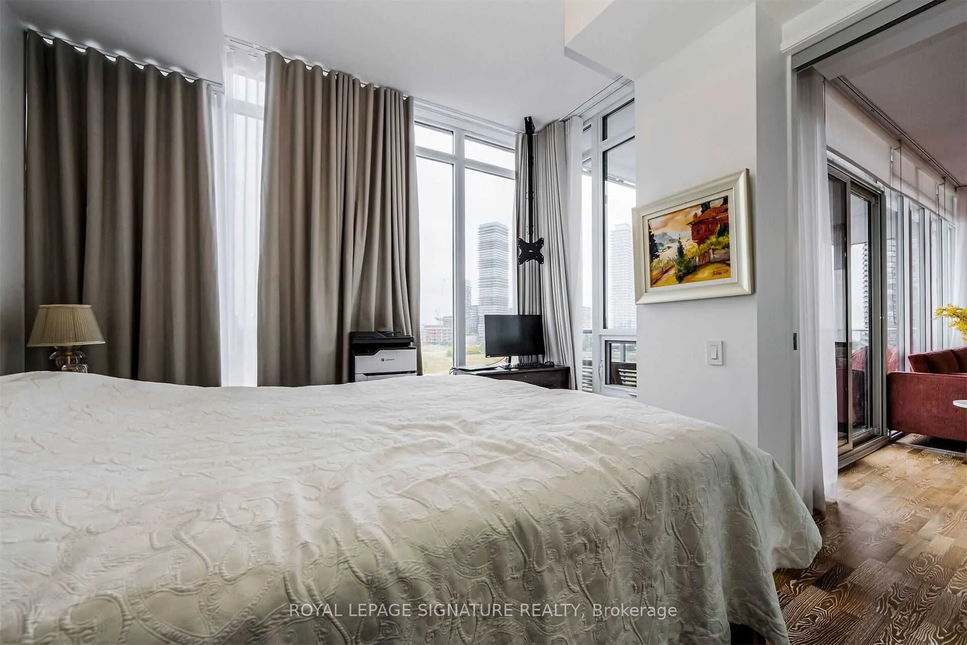 90 Park Lawn Road, #708