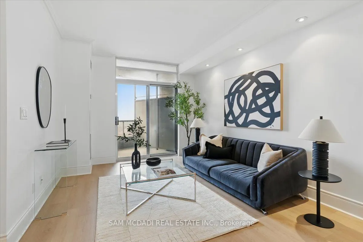 3888 Duke Of York Boulevard, #3028