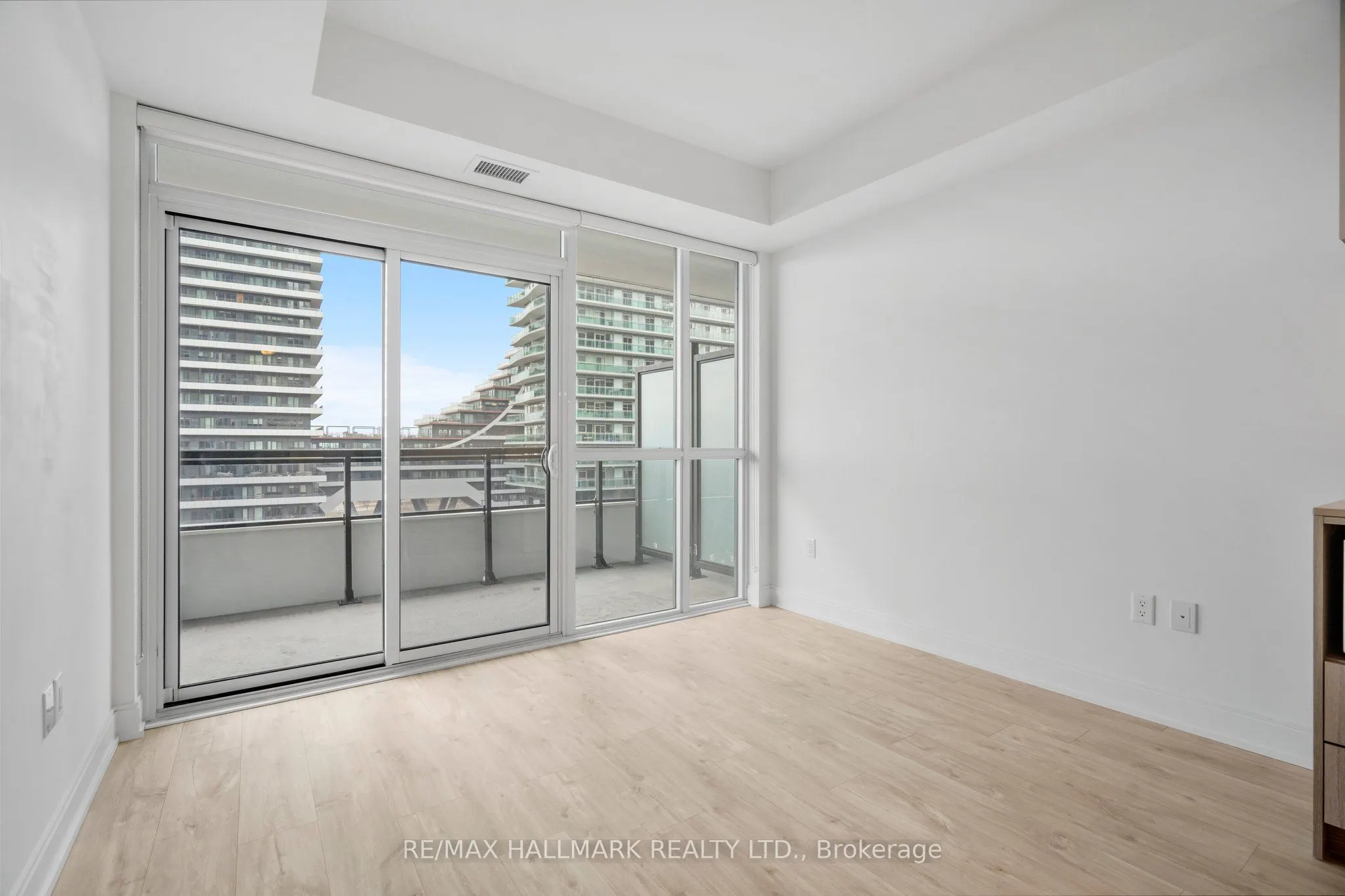 65 Annie Craig Drive, #601