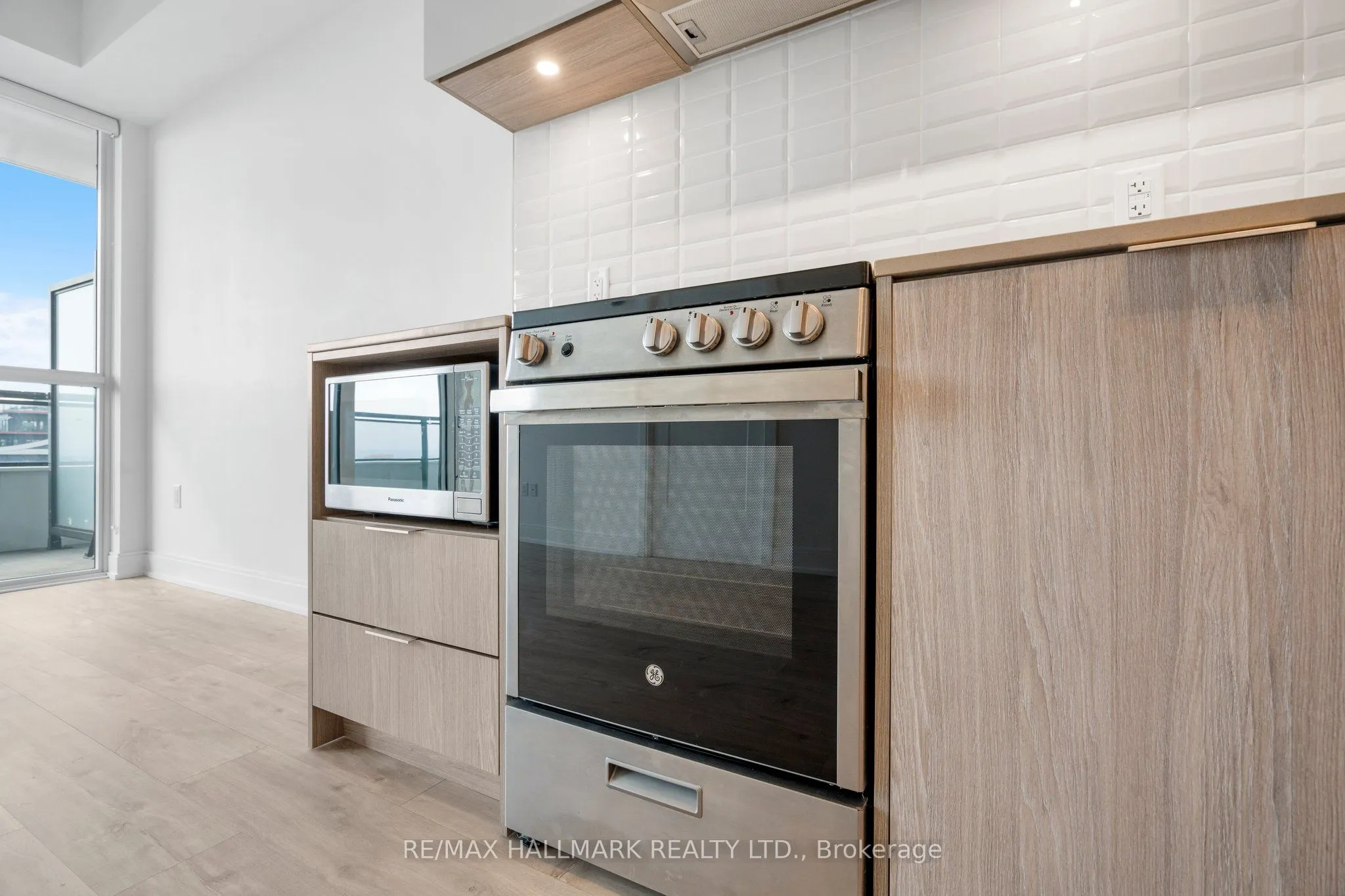 65 Annie Craig Drive, #601
