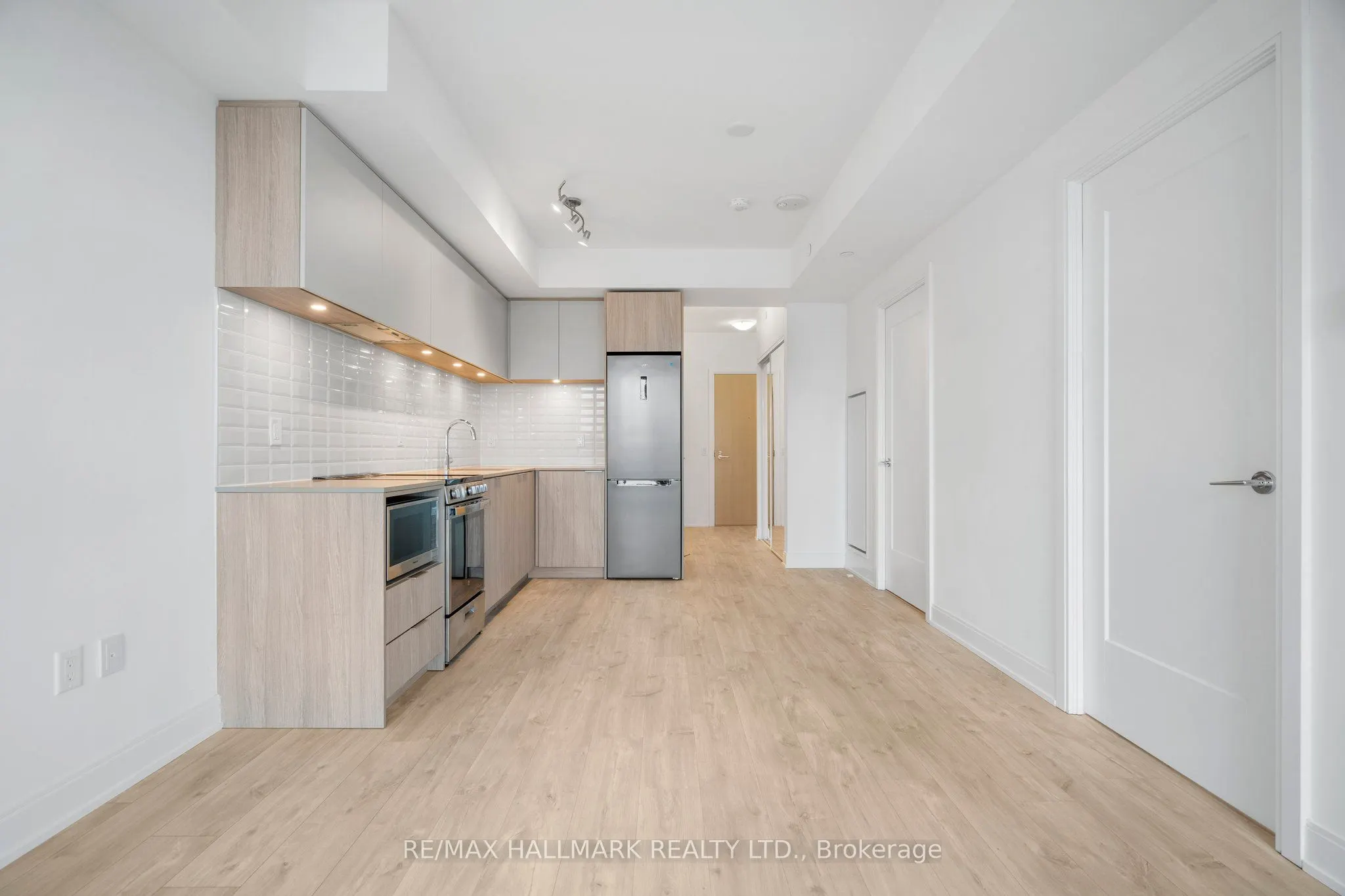 65 Annie Craig Drive, #601