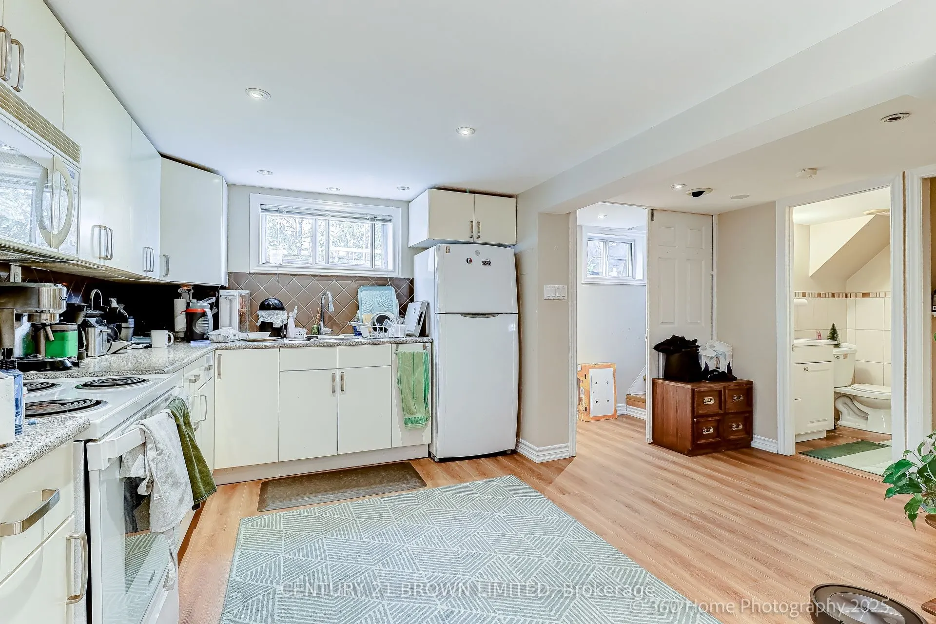 6 Hardisty Drive