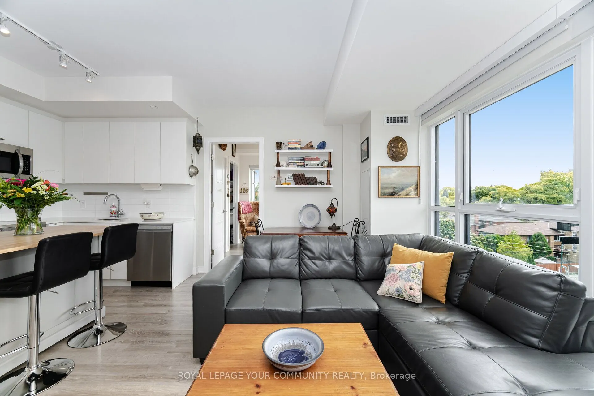 1 Neighbourhood Lane, #512