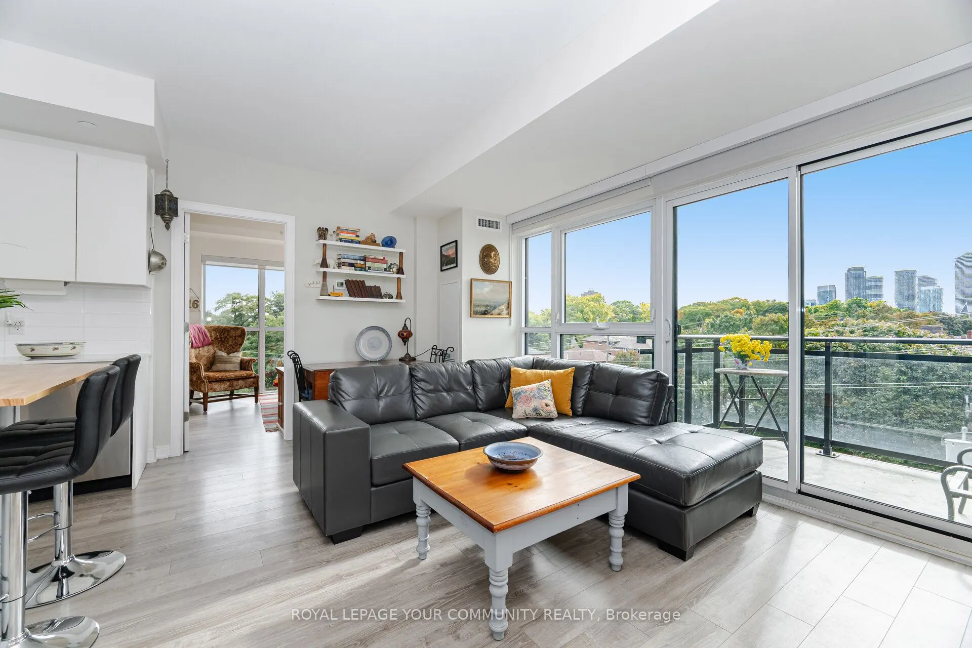 1 Neighbourhood Lane, #512