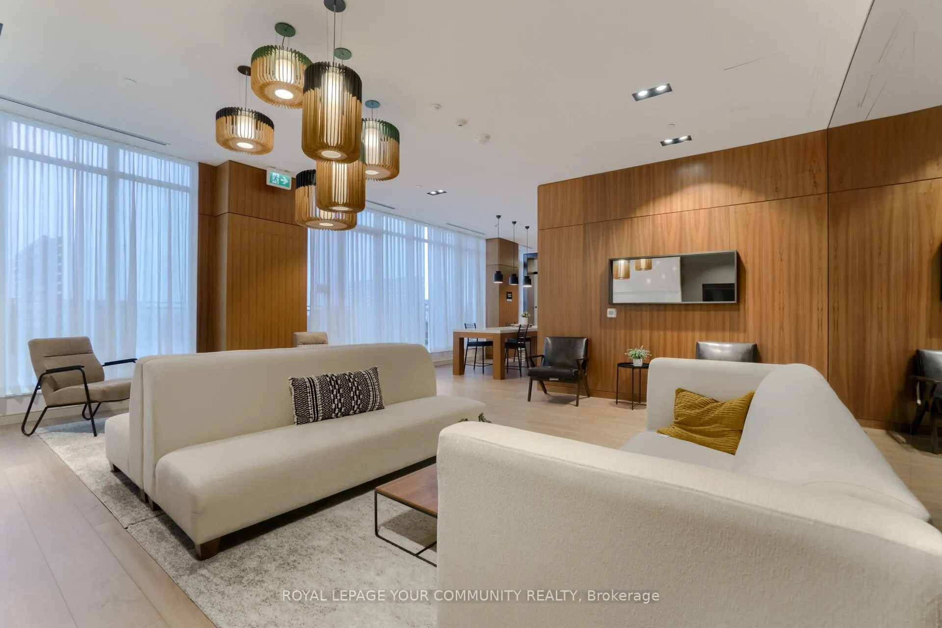1 Neighbourhood Lane, #512