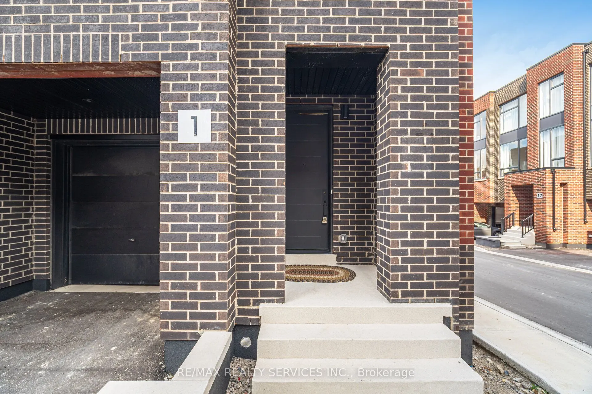 1 Taylor Court