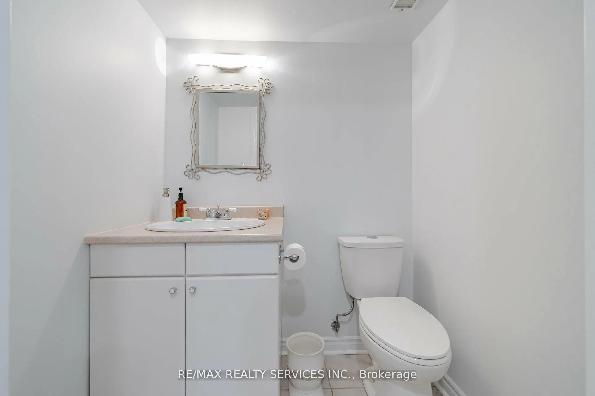 5749 Greensboro Drive