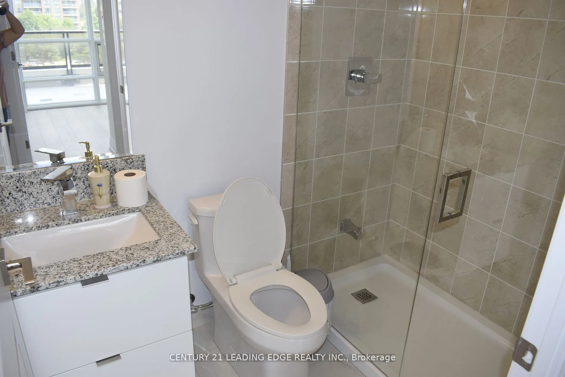 36 ELM Drive, #507