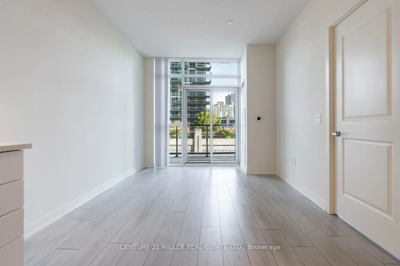 38 Annie Craig Drive, #401